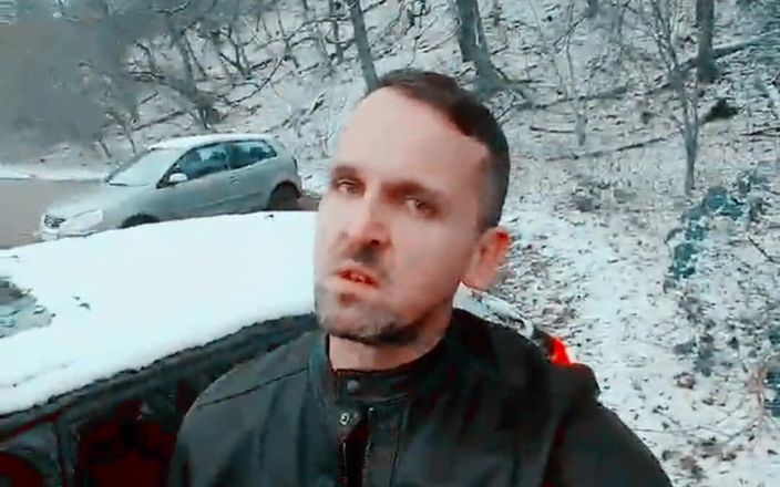 Slutboyben: Slutboyben Cam4 сексуальную порнозвезду-эксгибиционистку выставили на крейсерской площади Брауншвейг Кеннелбад II