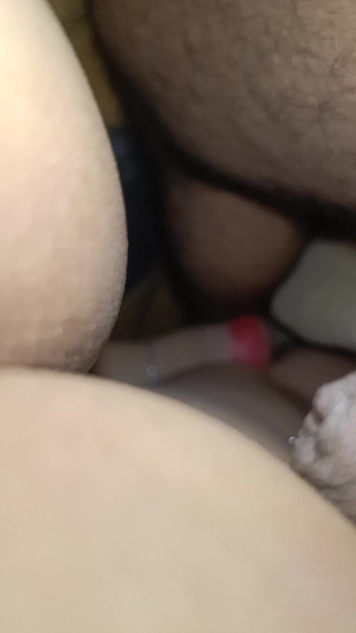 Saritasahni studio: Lèche-moi la Ass.mp4