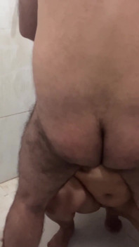Indische paar-romantik im badezimmer - nackter sex - hochgehoben und der arsch versohlt