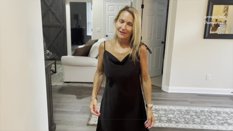 InternalDrive: MILF underkastar sig extremt sex