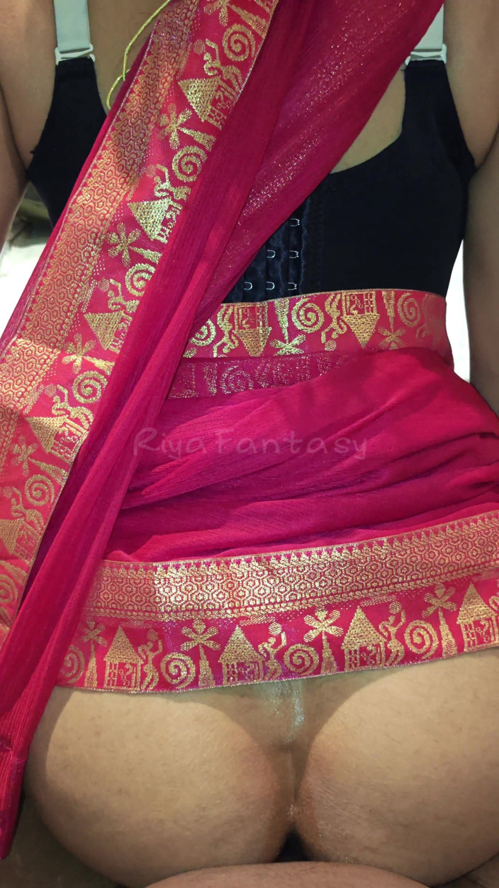 Yours fantasy: Riya in Saree Part 41 Reverse Cowgirl and Pussy Masturbation