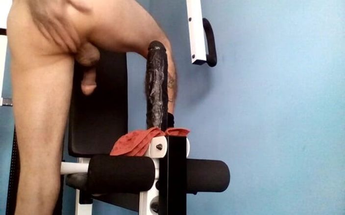 Cocklover247: Îmi place cât de bine îmi fut curul uriaș lărgit