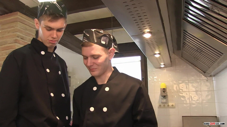 Euro boy xxx: Přidání extra chuti do misky