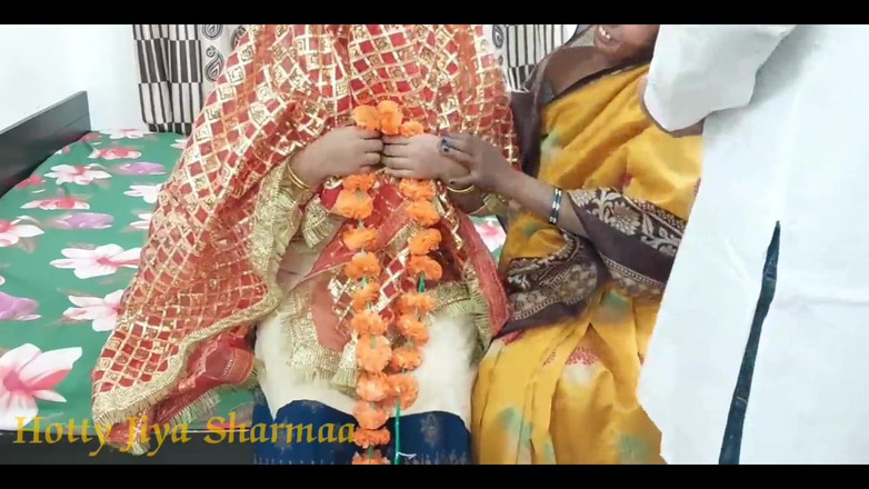 Desi Club House: Everbest indyjska para pierwsza noc poślubna seks cieszyć się z...