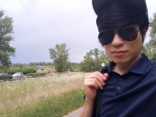 Jon Arteen Walks with Butt Plug Outdoors (Jon Arteen)