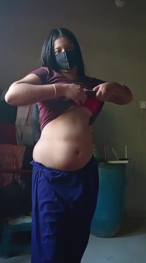 Taniyaxx: Bangla XX запись видео