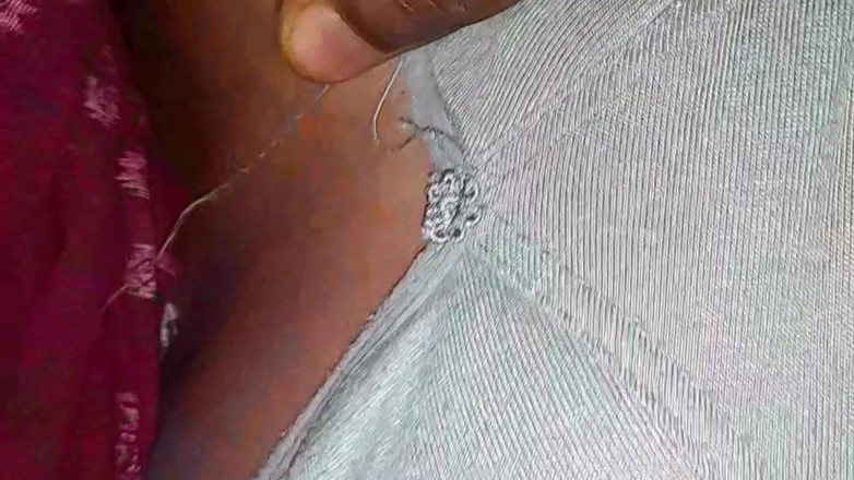 Nukes01: India del pueblo apretado coño follado por vecino chico muy...