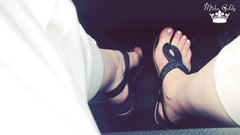 Goddess Misha Goldy: Mustang kabininde ayakla azdırma