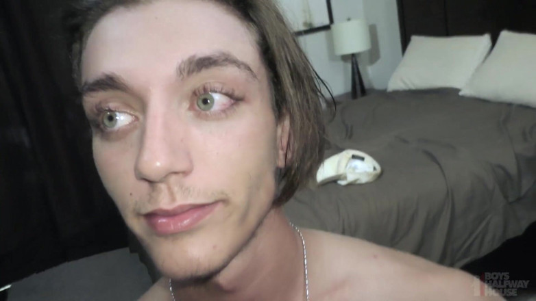 Boys half-way house: 핫한 18년생 따먹고 바레백 사육