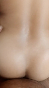 Sert anal amcık sikişi seksi kız