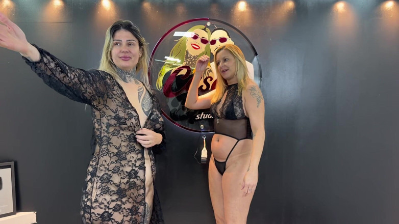 Couple dna: Ben ve küçük yaraklı kocam amcık yemeye hazırlanıyoruz