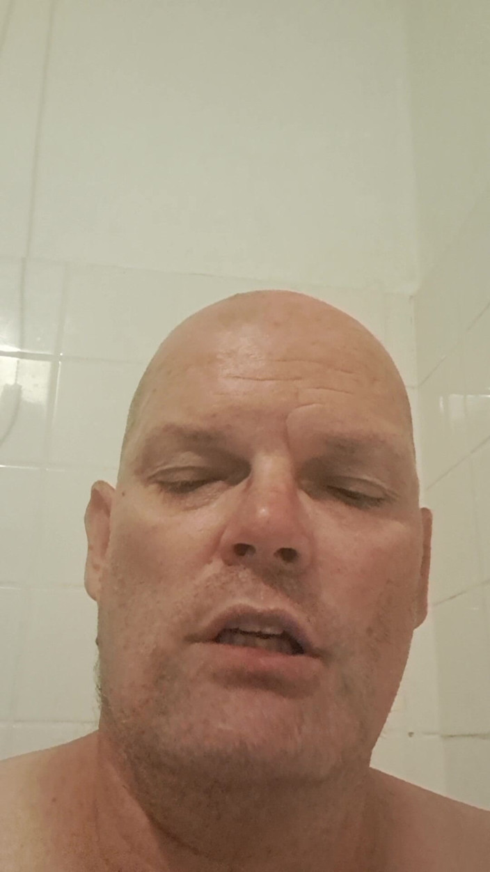 Fickspecht: The Sucking Continues