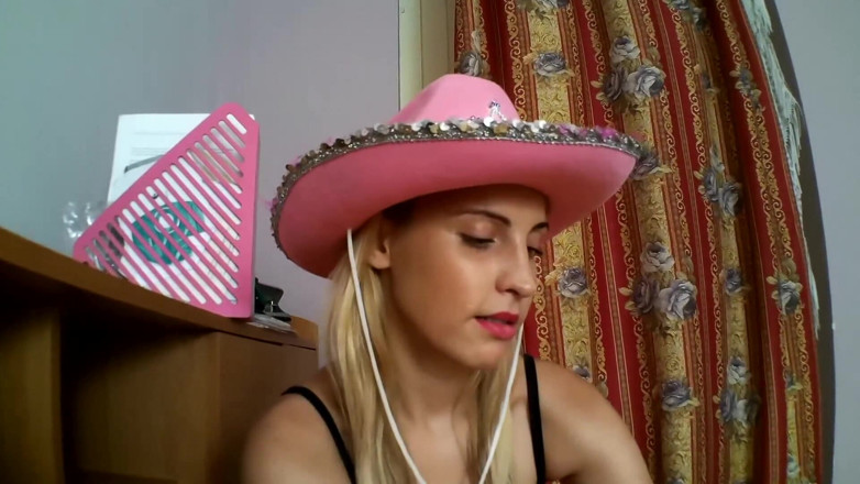 Solo Austria: Princess Kimberly`s decadent smoking POV! NO AUDIO