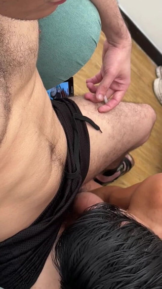 deepthroatec: Poranna sesja: głęboka i posłuszna