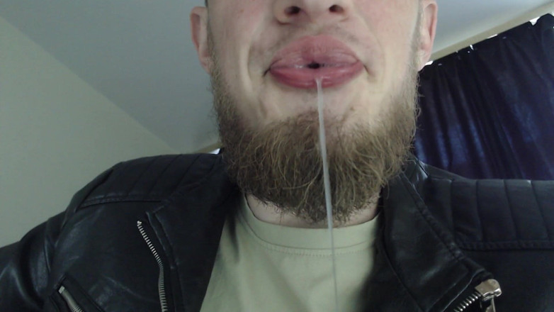 Hunky time: Alpha Nakrmí Slintajícího Ptáka Svým Submisivním