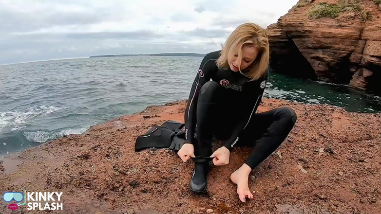 UKCuteGirl: Neoprene skin- fantasy - морська гра та стрибки року