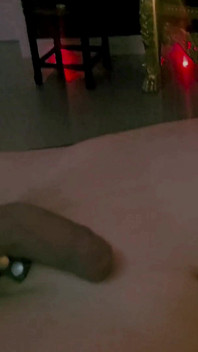 Stina Stone Unghie Lunghe Solletico Seduta in Faccia Allungata Sul Rack Dalla Mistress Parte 1