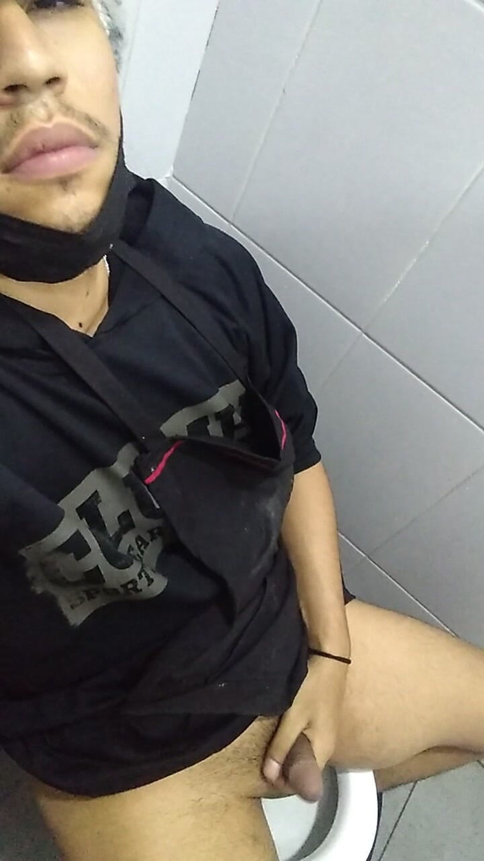 AlexAlejandro13: 욕실에서 널 흥분하게 만들어