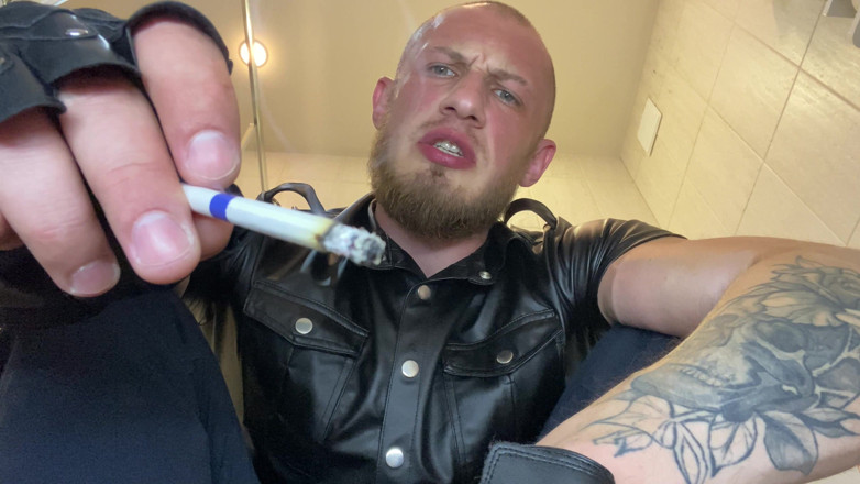 Hunky time: Leather Sir - Smoke