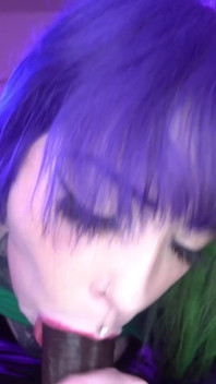 Delivery Girl Gets Tipped in BBC Creampie