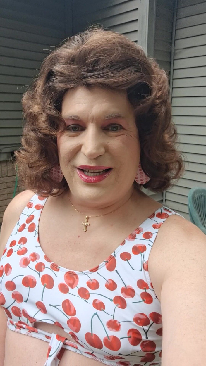 Victoria Lecherri: Dışarıda Götüm Ve Klitorisimle Oynuyorum!