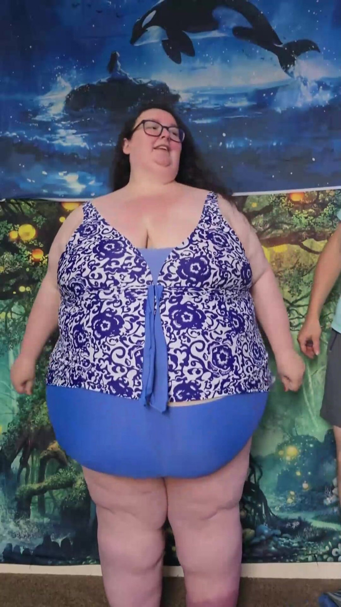 SSBBWLadyBrads: SSBBw in costume da bagno gigante per corpo grasso con...