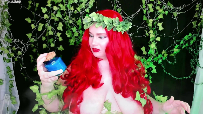 Scarlet Vixen: La transformación de Hiedra Venenosa
