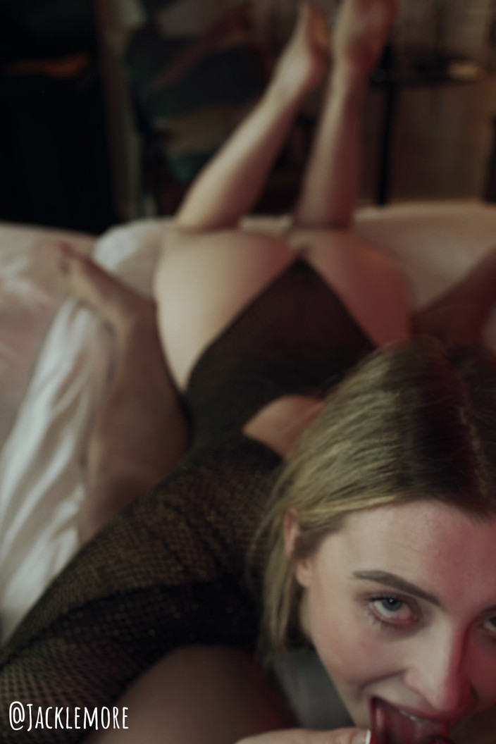 Jacklemore: Muie cu blonda britanică drăguță Lottie Lou, vedere la persoana 1