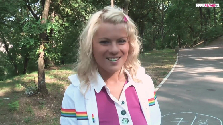 Jasmine RougeXXX: Was mich besser schmeckt, ein bubblegum oder ein dicker schwanz