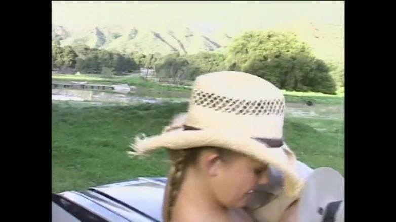 American Idol X: Cel mai iubit polițist din județ