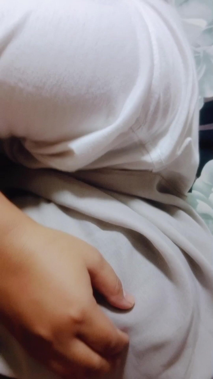 Asian girl videos: Linda Garota do Hijab