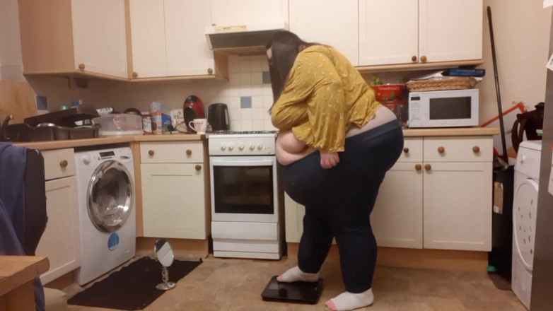 SSBBWLadyBrads: SSBBW February 2021 weigh in - gains