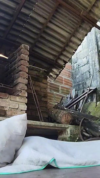 Ach ne, teď je můj nevlastní bratr těhotný- slečna Goody-two-boty?