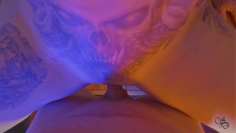 Sabien Demonia: Sodomie torride pour une rouquine pulpeuse aux seins énormes dans un...