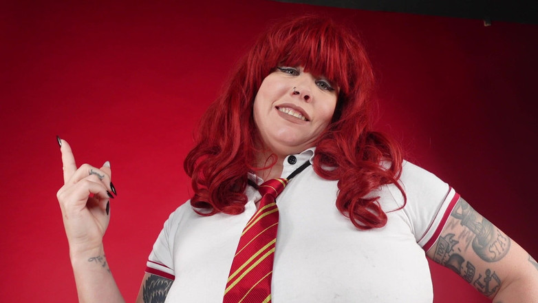 Deanna deadly: 펨돔 에르미온 구두로 굴욕을 당하다