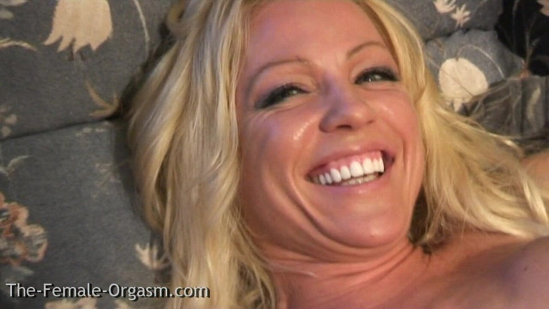 The Female Orgasm: Cindy Behr çekimi1 sahne4