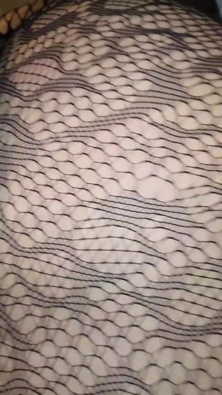 Lady_devil28: Curva mamei mele vitrege își modelează noua lenjerie pentru mine și ajung...