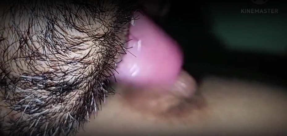 Hardcore Lover: Jugando con mis tetas hermanastra cuando estaba acostada conmigo en...