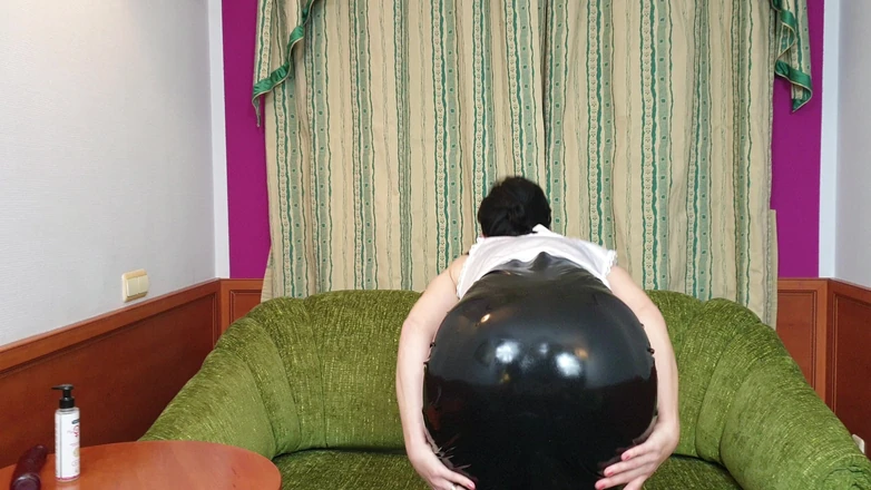 Wanilianna: Self-fucking in Latex Skirt Part 1