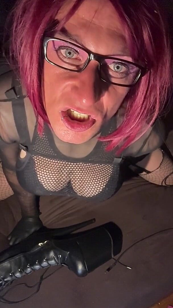 Trans (Xenia crossdress fun)