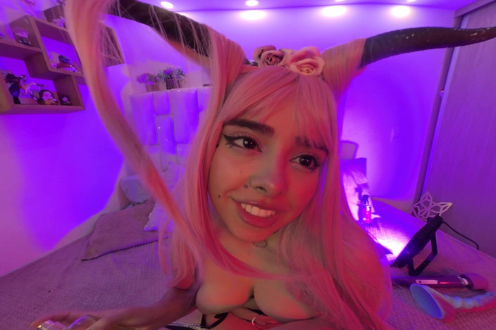 CuttiejennieVR: Succubus speciell dröm