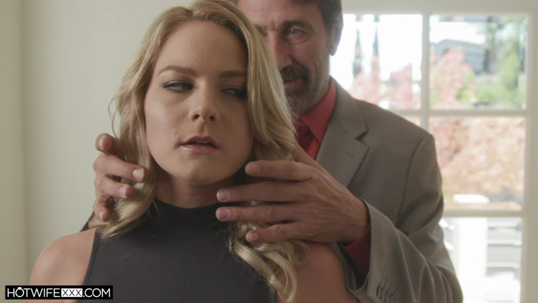 New Sensations: Lisey diz tudo ao seu homem sobre isso
