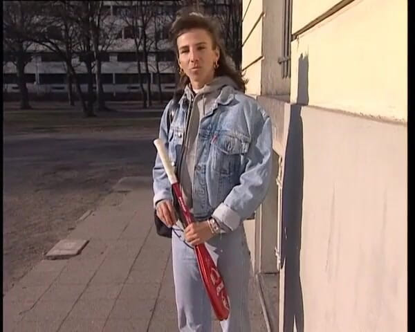 YOUR FIRST PORN: Ich Zeige Euch Var.. - Betty jag ska visa dig nåt......