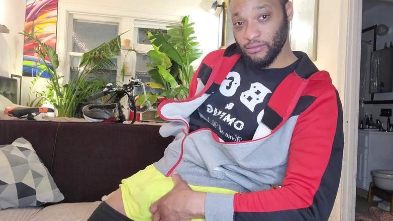 Kennie Jai: Kenni Jai Strips for You! What the Reward?