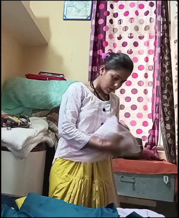 sashaa: Bhabhi ganti baju