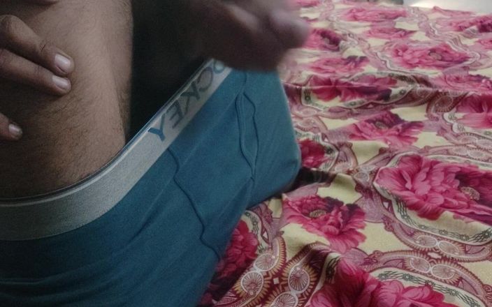 Casanova r-1: Qui aimerait faire l’amour avec moi ?