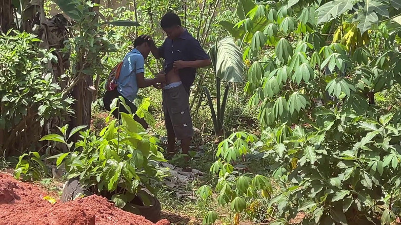 Amateur Teen Studio: Buď rychlá, aby nás nikdo chytil (v zákulisí)