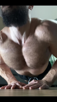 Diamond push ups 