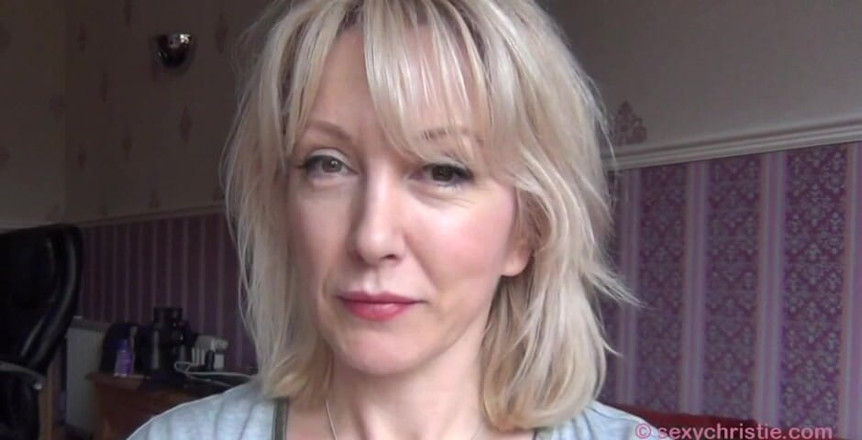 British Cougar: ภรรยานอกใจ ถูกกล้องจับได้