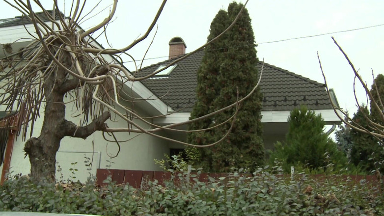 Old & Young: Family Role Play Blonde Babes Suck and Fuck Hard